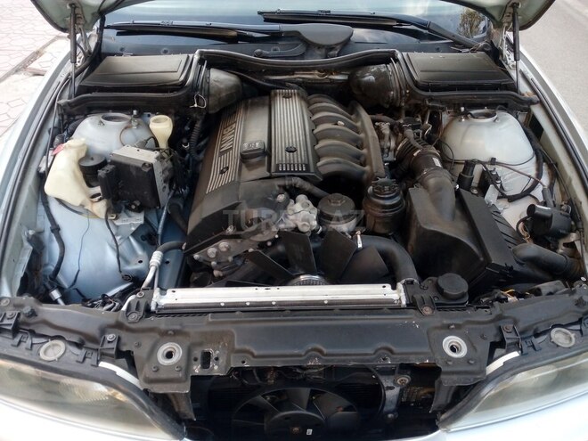 BMW 528 1998, 212,000 km - 2.8 л - Sumqayıt