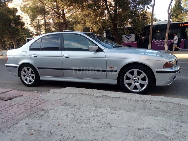 BMW 528 1998, 212,000 km - 2.8 л - Sumqayıt