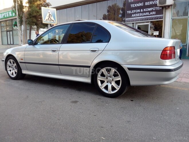 BMW 528 1998, 212,000 km - 2.8 л - Sumqayıt