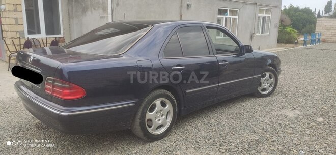 Mercedes E 280 1999, 412,000 km - 2.8 l - Masallı
