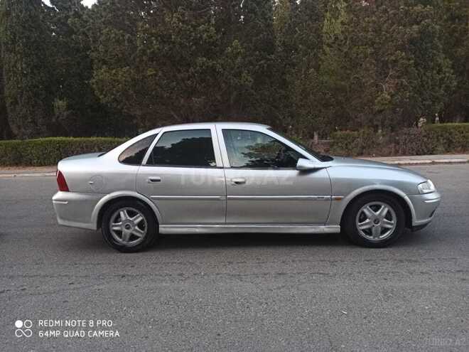 Opel Vectra 1999, 314,000 km - 1.8 l - Sumqayıt