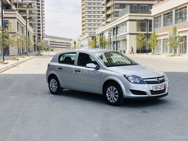 Opel Astra 2009, 182,453 km - 1.4 l - Bakı
