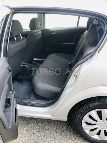 Opel Astra 2009, 182,453 km - 1.4 l - Bakı
