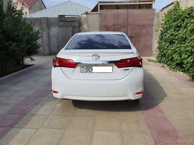 Toyota Corolla 2014, 137,000 km - 1.6 l - Bakı