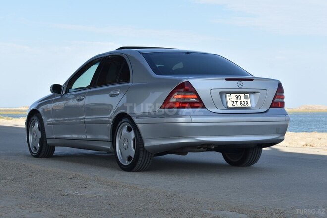 Mercedes C 240 2005, 225,000 km - 2.4 l - Bakı