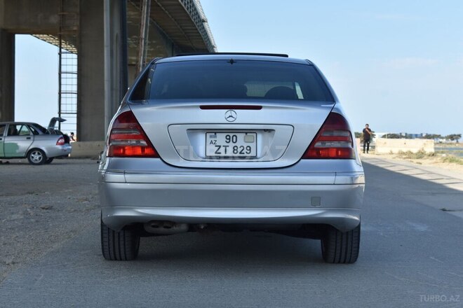 Mercedes C 240 2005, 225,000 km - 2.4 l - Bakı