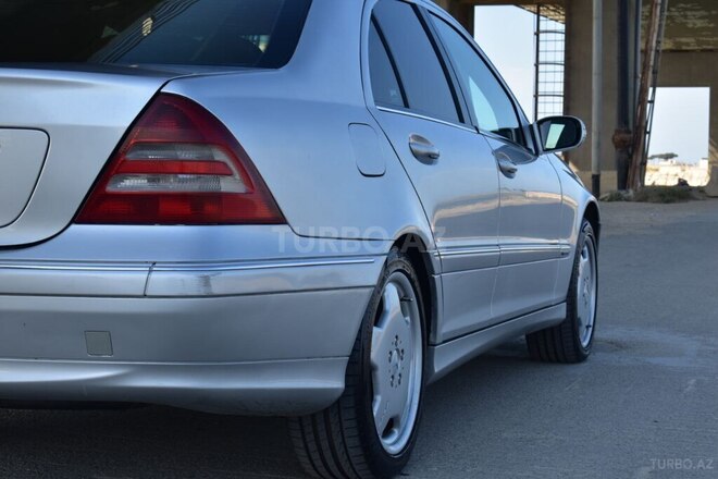 Mercedes C 240 2005, 225,000 km - 2.4 l - Bakı