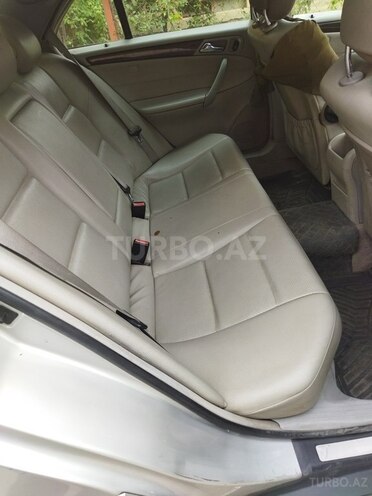 Mercedes C 200 2001, 385,000 km - 2.0 l - Bakı