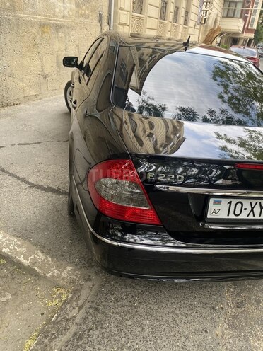 Mercedes E 220 2007, 218,000 km - 2.2 l - Bakı