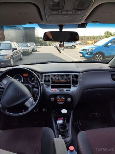 Kia Rio 2006, 102 km - 0.2 l - Bakı