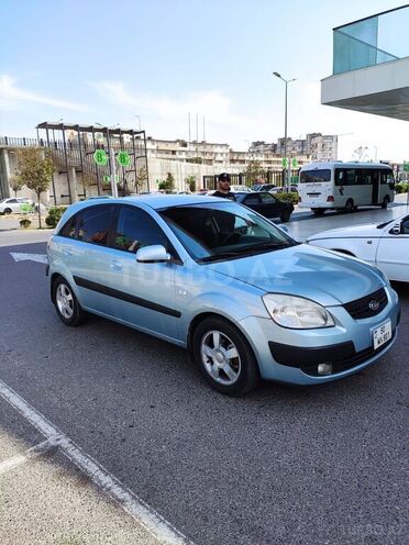 Kia Rio 2006, 102 km - 0.2 l - Bakı