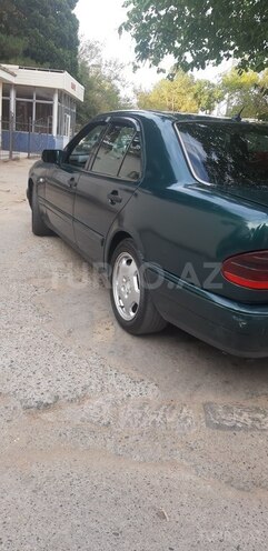 Mercedes E 230 1996, 645,000 km - 2.3 l - Sumqayıt