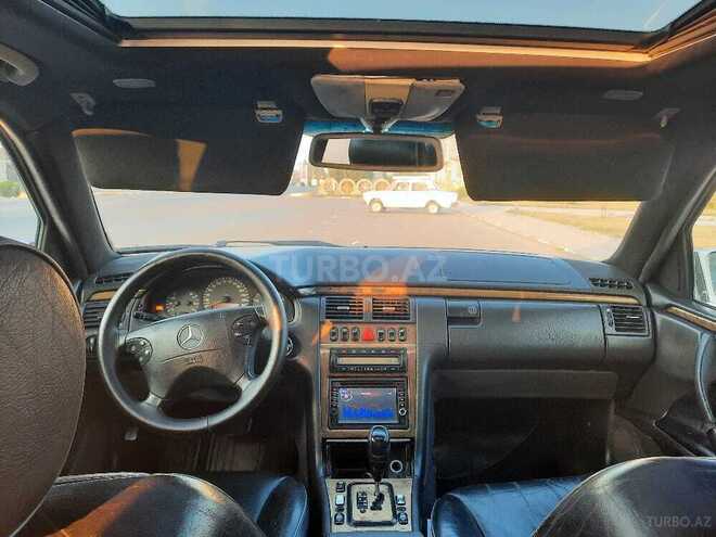 Mercedes E 270 2001, 550,000 km - 2.7 l - Bakı