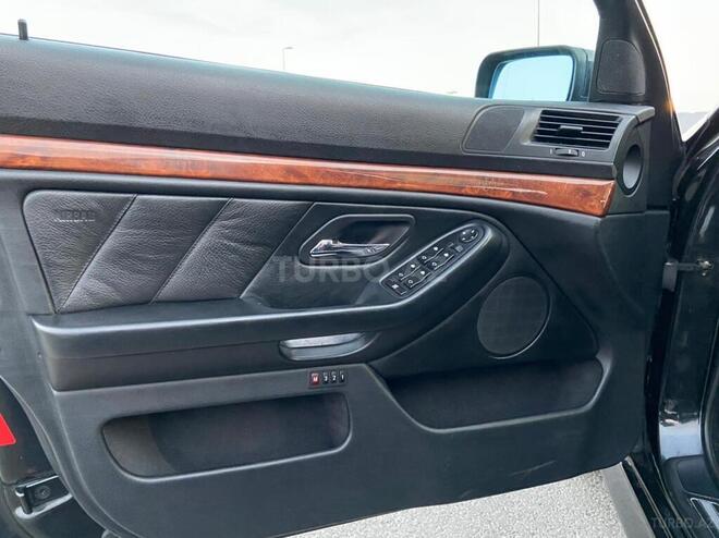 BMW 528 1999, 290,000 km - 2.8 l - Bakı