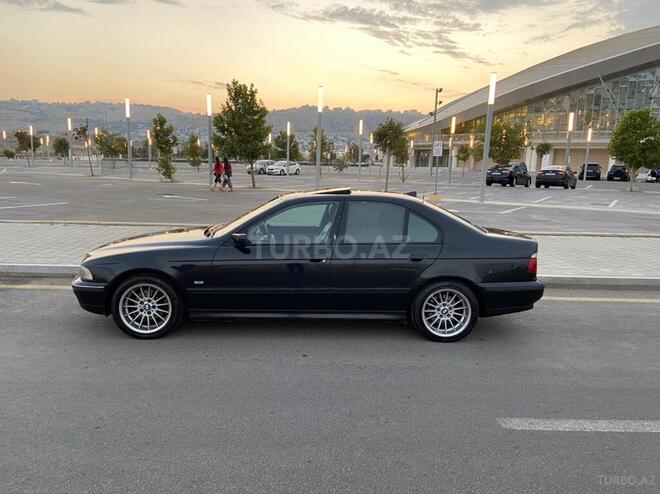 BMW 528 1999, 290,000 km - 2.8 l - Bakı