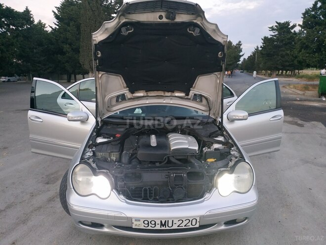 Mercedes C 220 2001, 430,000 km - 2.2 л - Bakı