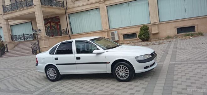 Opel Vectra 1999, 316,000 km - 1.8 l - Sumqayıt