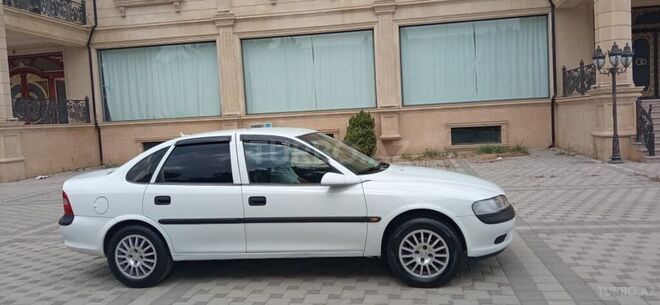 Opel Vectra 1999, 316,000 km - 1.8 l - Sumqayıt