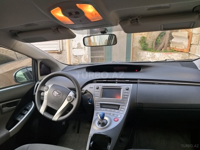 Toyota Prius 2012, 185,000 km - 1.8 л - Bakı