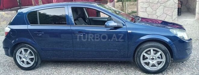 Opel Astra 2005, 212,000 km - 1.4 l - Göygöl