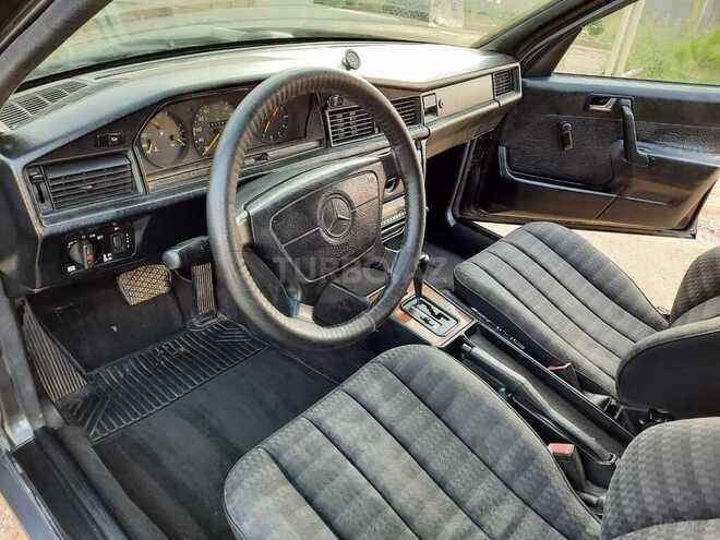 Mercedes 190 1992, 450,000 km - 1.8 l - Şirvan