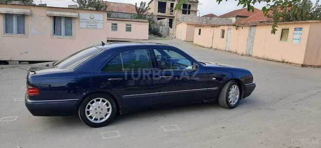 Mercedes E 240 1997, 324,200 km - 2.4 л - Bakı