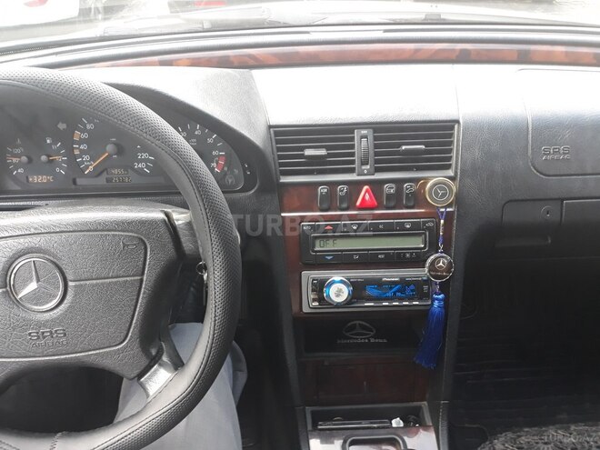 Mercedes C 180 1999, 258,000 km - 1.8 l - Bakı
