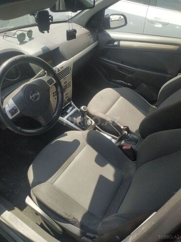 Opel Astra 2007, 258,000 km - 1.3 l - Bakı
