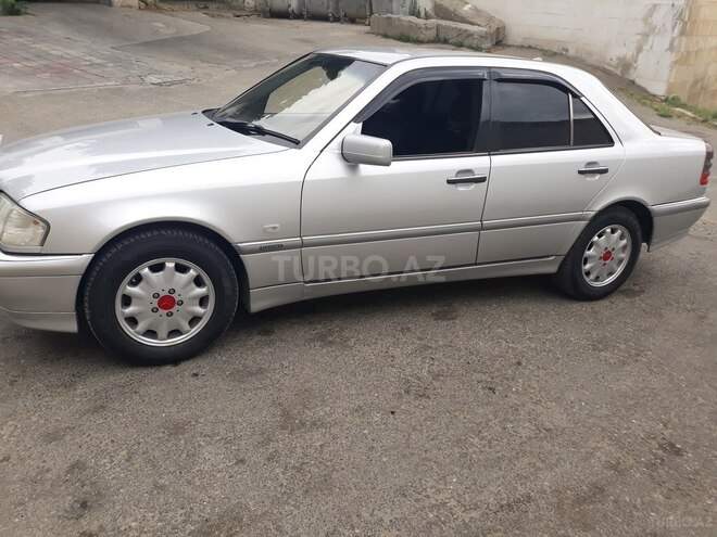 Mercedes C 180 1999, 258,000 km - 1.8 l - Bakı