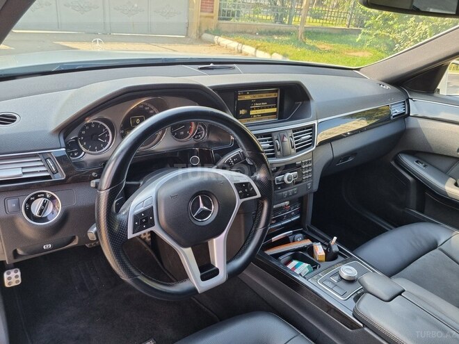 Mercedes E 250 2011, 202,358 km - 1.8 л - Bakı