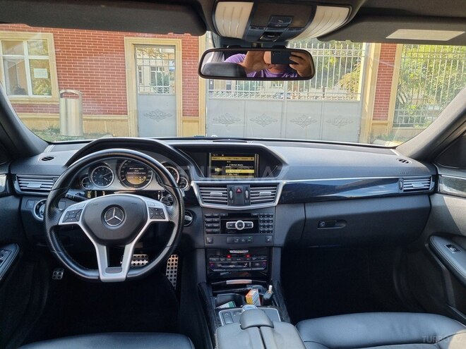 Mercedes E 250 2011, 202,358 km - 1.8 л - Bakı