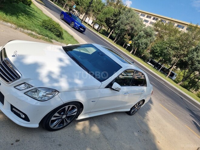 Mercedes E 250 2011, 202,358 km - 1.8 л - Bakı