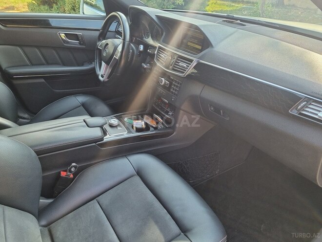 Mercedes E 250 2011, 202,358 km - 1.8 л - Bakı
