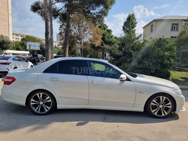 Mercedes E 250 2011, 202,358 km - 1.8 л - Bakı