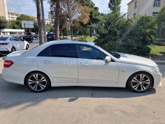 Mercedes E 250 2011, 202,358 km - 1.8 л - Bakı
