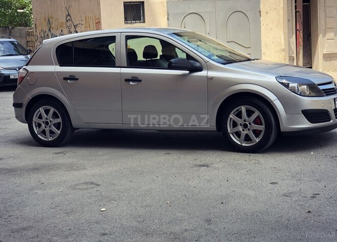 Opel Astra 2006, 191,000 km - 1.3 l - Bakı