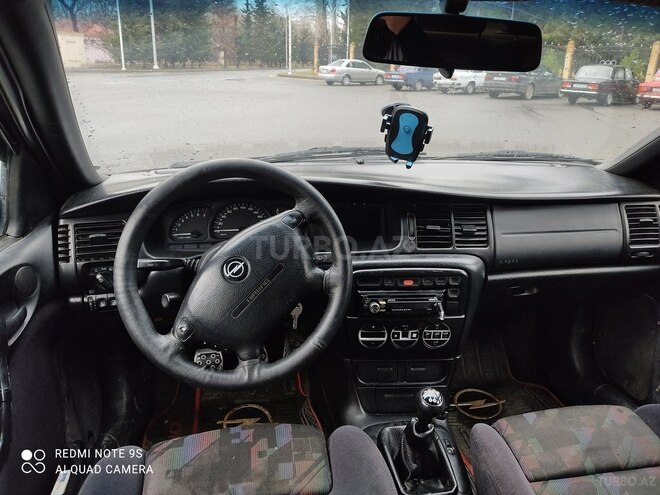 Opel Vectra 1997, 189,000 km - 1.8 l - Füzuli