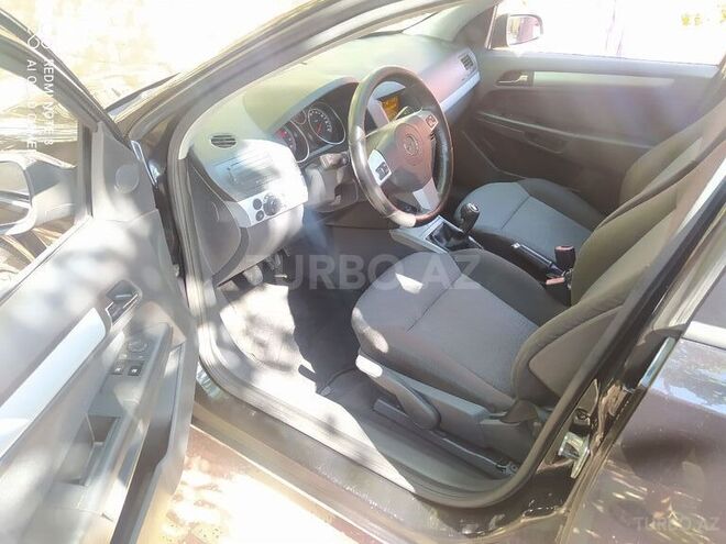 Opel Astra 2005, 22,000 km - 1.4 l - Bakı