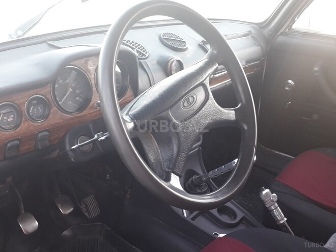 LADA (VAZ) 2106 1982, 163,000 km - 1.6 l - Şirvan