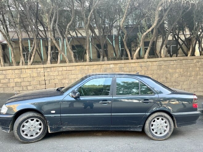Mercedes C 180 1998, 290,000 km - 1.8 л - Bakı