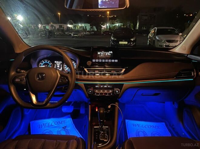 Changan  2021, 10,523 km - 1.6 l - Bakı
