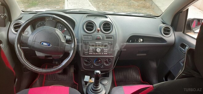 Ford Fiesta 2007, 221,000 km - 1.4 л - Bakı