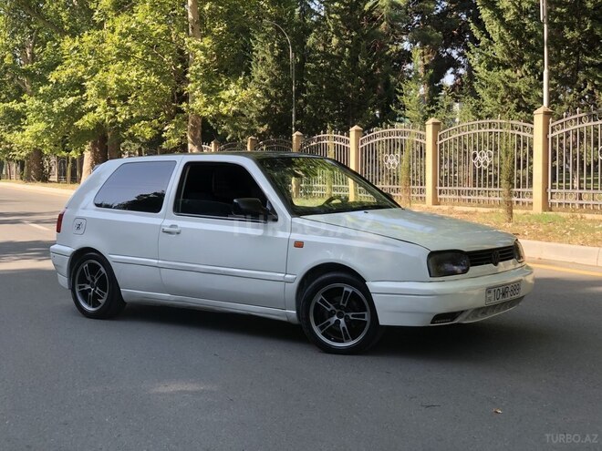 Volkswagen Golf 1992, 333,300 km - 1.4 l - Mingəçevir