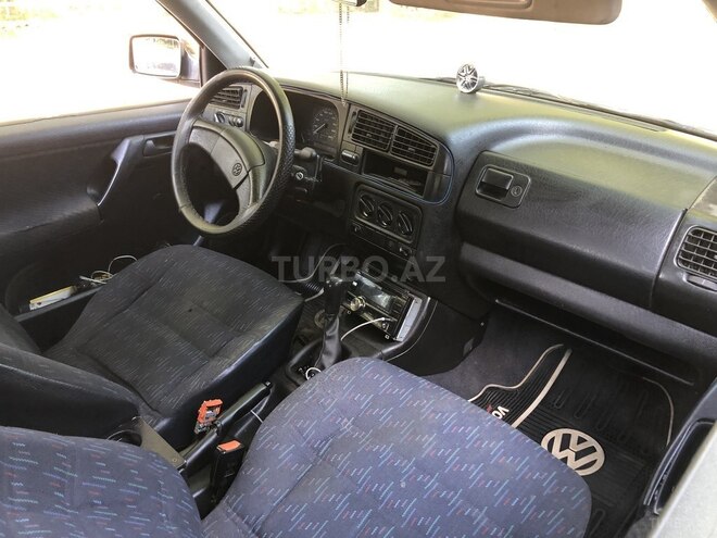 Volkswagen Golf 1992, 333,300 km - 1.4 l - Mingəçevir
