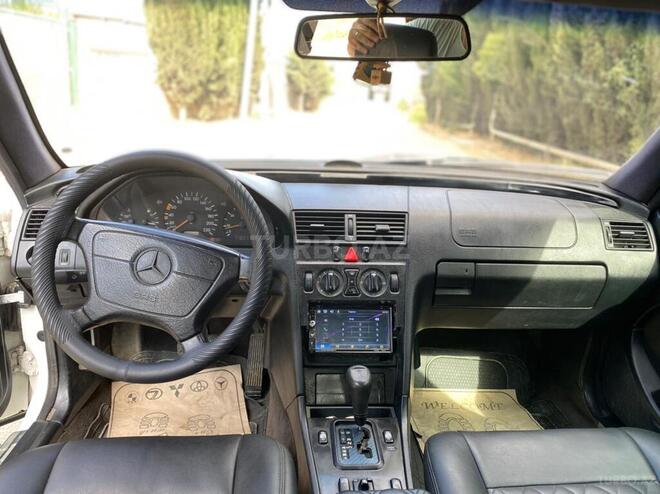 Mercedes C 220 1998, 298,500 km - 2.2 л - Bakı
