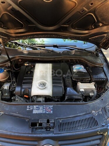 Volkswagen Passat 2005, 325,000 km - 2.0 л - İsmayıllı