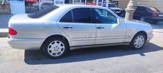 Mercedes E 240 1998, 360,000 km - 2.4 l - Bakı