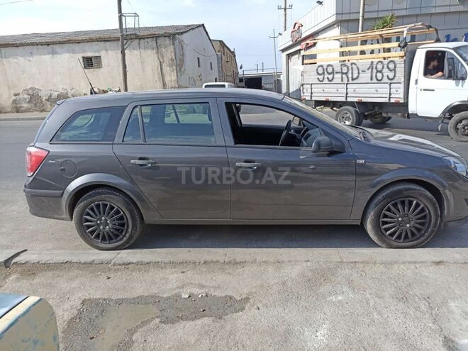Opel Astra 2009, 214,000 km - 1.4 л - Bakı