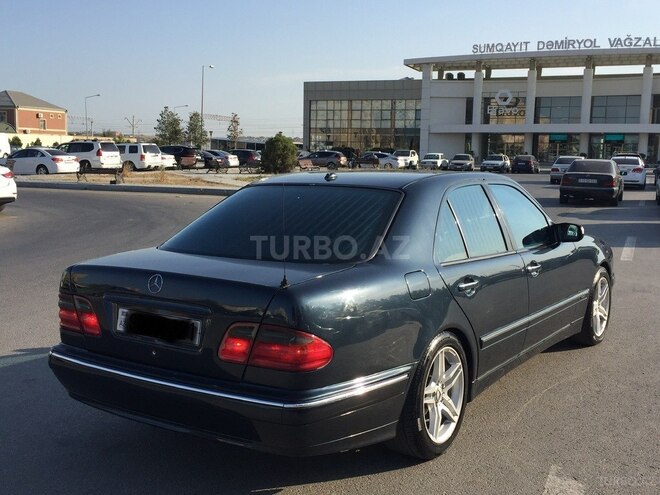 Mercedes E 240 1999, 283,000 km - 2.4 l - Sumqayıt