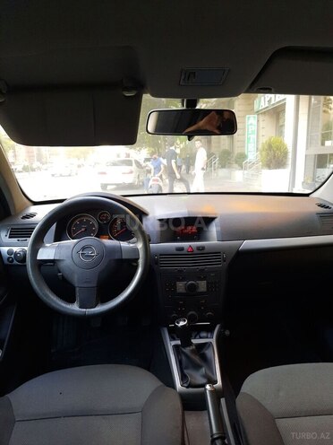 Opel Astra 2006, 245,000 km - 1.3 l - Bakı